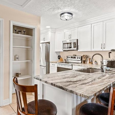 Pet Friendly Townhome With Gulf Views And Hot Tub Right Across From Beach And Schooners Panama City Beach Exteriér fotografie