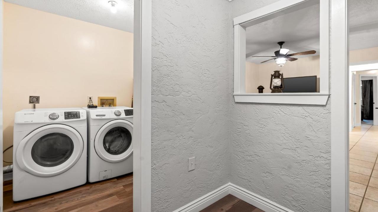 Pet Friendly Townhome With Gulf Views And Hot Tub Right Across From Beach And Schooners Panama City Beach Exteriér fotografie