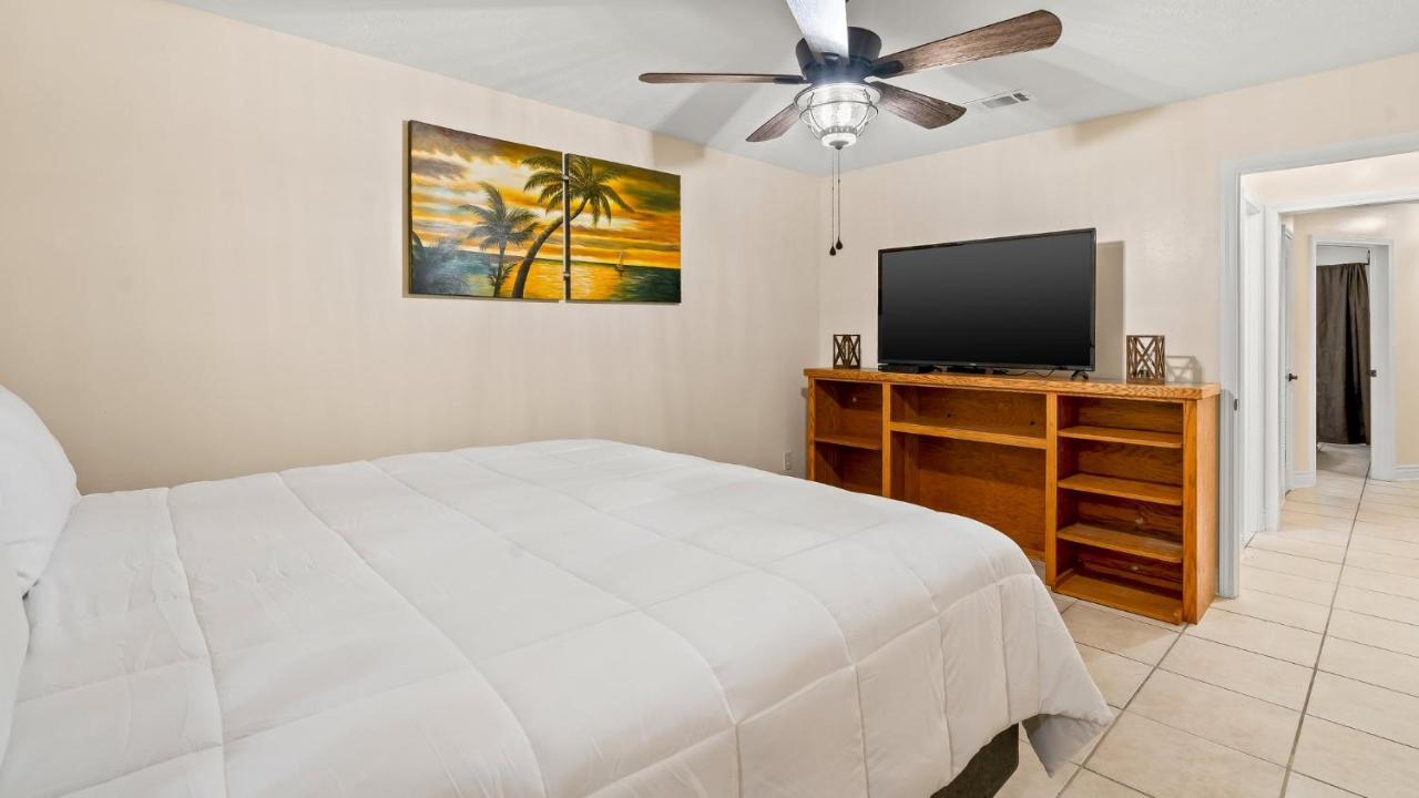 Pet Friendly Townhome With Gulf Views And Hot Tub Right Across From Beach And Schooners Panama City Beach Exteriér fotografie